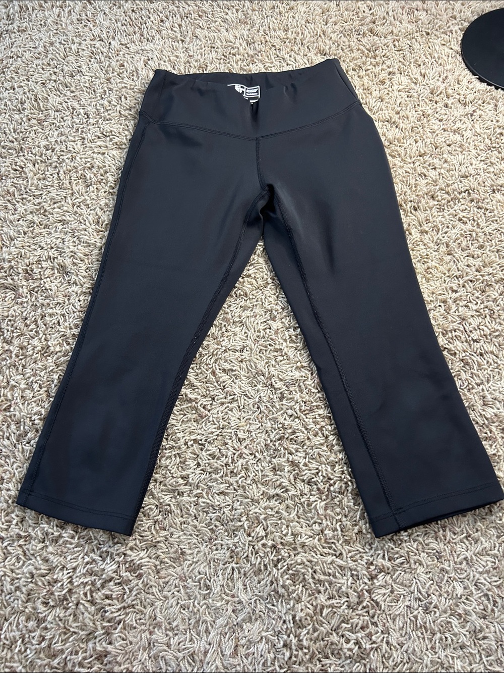 New Balance Black Cropped Workout Capris
